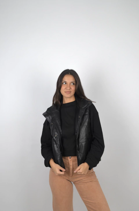 Chaleco PU corto - comprar online