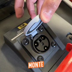 TRACTOR CORTACESPED A BATERIA 30" CASTELGARDEN