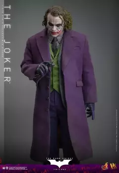 Joker | The Dark trilogy | Hot Toys en internet