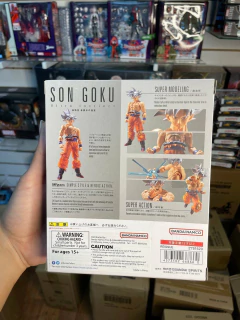 Imagen de Goku Ultra instinto | S.H.Figuarts | Bandai