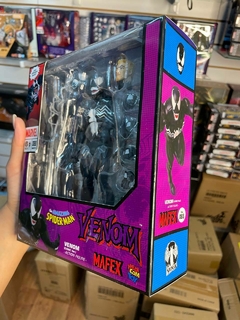 Venom MAFEX No. 088 en internet