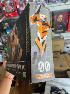 Evangelion EVA-01 Advanced Model Kit en internet