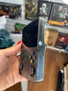 CONSOLA R36S (CON FUNDA) - NEGRA en internet