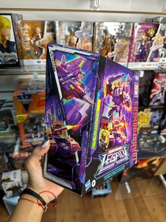 Blitzwing | Legacy Leader | Transformers en internet