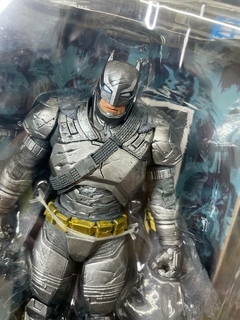 Armored Batman (BvS) | Mc Farlane - Zampaku Store