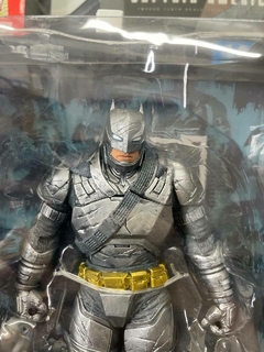 Armored Batman (BvS) | Mc Farlane