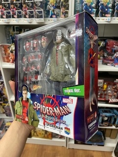 PETER B. PARKER | MAFEX No.235 en internet