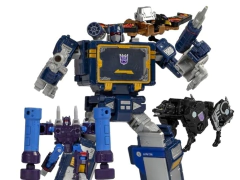 Soundwave G1 Transformers Legacy United