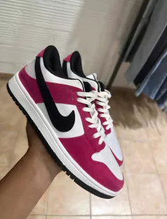 DUNKSB violet