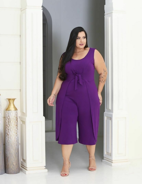 Macacão Chiara - Até Tam 52| 54 (2 por 159,90) - comprar online