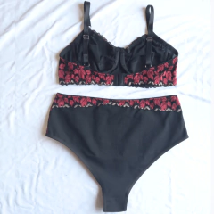 Conjunto Negro Hojas Rojas - tienda online