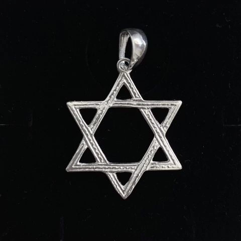 Pingente Estrela de Davi M- Prata 925