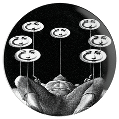 Prato de Parede Estilo Fornasetti Equilibrista