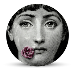 Estilo Fornasetti Flor na Boca Roxa Prato Decorativo