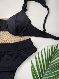 Conjunto Meia Taça Hot Pant Babado Preto Trilobol - comprar online