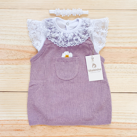 Vestido tricot margarida lilás + body rendado + faixinha
