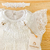 Vestido nuvem tricot branco + body rendado + faixinha - loja online