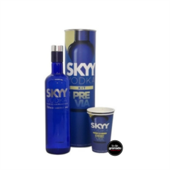 La Previa Vodka Sky más estuche vasos y juego