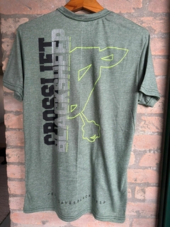 Camiseta BS - verde militar