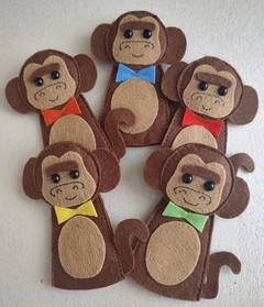 Dedoches: Cinco Macaquinhos na internet
