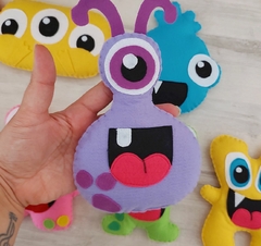 Coleção Monstrinhos Candy na internet