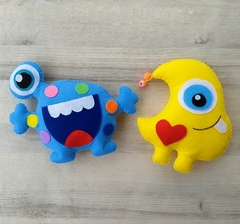 kit Monstros em feltro (17cm de altura)