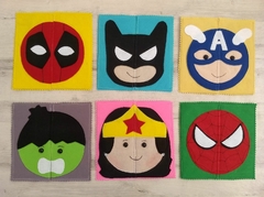 Quebra cabeça de Super Heróis na internet