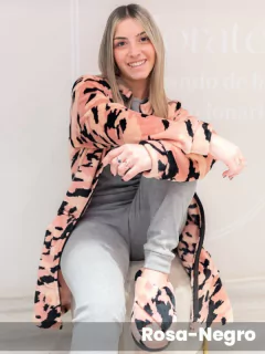 Bata parka con cierre coral fleece estampado camo (775411) - tienda online