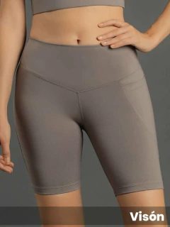 Biker Microfibra Lisa Con Bolsillo (3215230) - Adorate