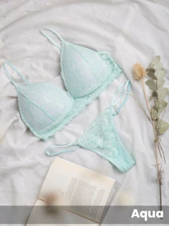 Triangulo soft en puntilla con tanga (151760) - Adorate