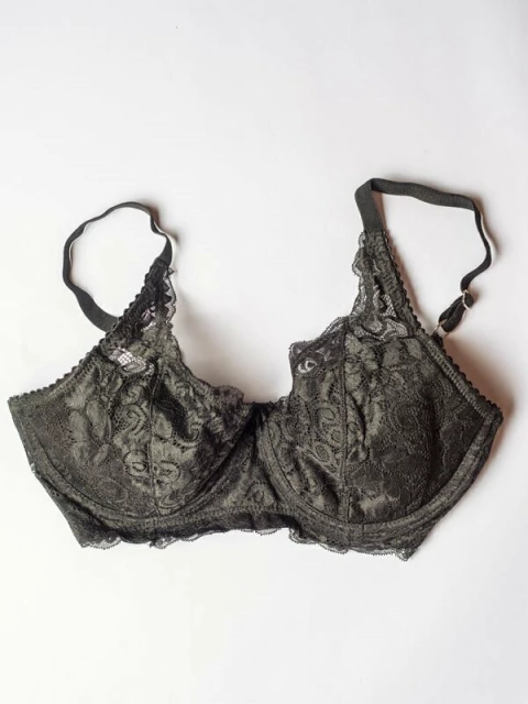 Corpiño Reductor de Puntilla con Taza forrada T.90 al 120 (24R2014)