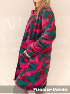 Bata parka con cierre coral fleece estampado camo (775411) - comprar online