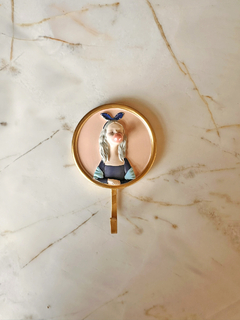 PENDURADOR MENINA