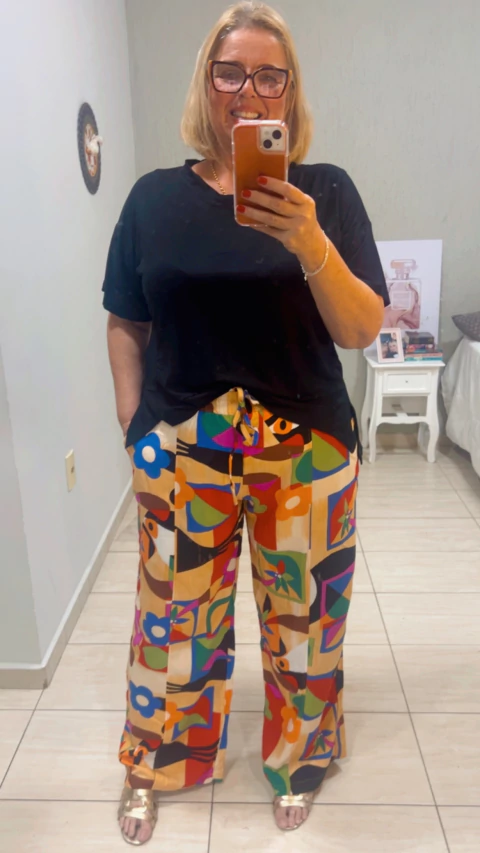 Calça inspired farm viscolinho COLORIDA - comprar online