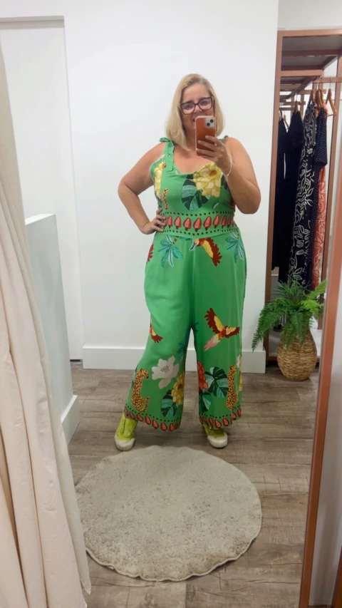 Macacão viscolinho tropical