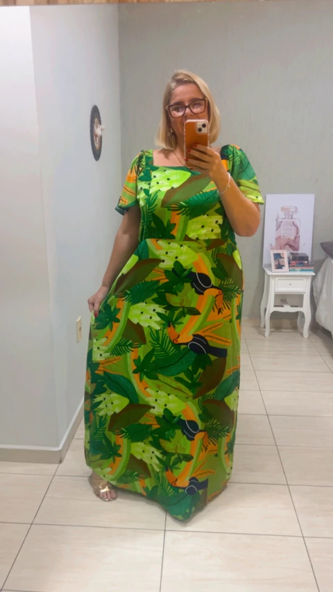 Vestido longao farm verde - comprar online