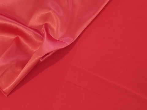 Satén con Lycra Rojo