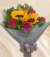 Ramalhete com 6 rosas e 2 girassóis S7306