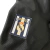 A camisa retrô do Real Madrid da temporada 1999-2000, nas cores preta, amarela e branca, é um ícone do futebol mundial. Utilizada em momentos históricos como a final da Champions League em Paris