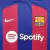 Camisa Titular Barcelona Nike 2023-2024 com faixas grená e azul, diamond inovador, escudo envernizado e fita catalã na nuca, homenageando a equipe feminina histórica.