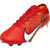  chuteira de futebol Nike Mercurial Dream Speed Vapor 15 Elite FG MDS 007.  A chuteira possui um design predominantemente vermelho com detalhes em laranja vibrante, preto e branco. O cabedal é feito de material Vaporposite+ texturizado para melhor control