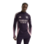 Conjunto de treino do Arsenal 2025 na cor lilás e roxa, com escudo do clube aplicado no peito, modelo slim fit, zíper 1/4, gola canelada e tecnologia AEROREADY da Adidas, que absorve a umidade. Mangas com aberturas para os polegares e detalhes em branco.
