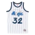 Camisa regata retrô Mitchell & Ness do Orlando Magic 1993-94, branca, azul e preta, número 32 de Shaquille O'Neal.

