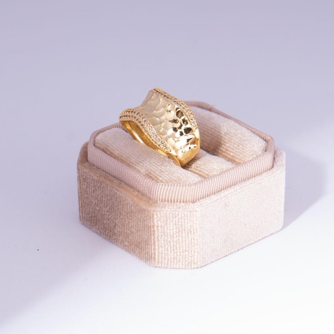Anillo Isaura