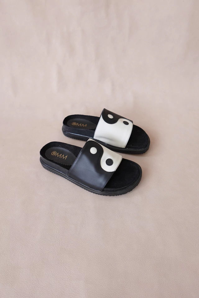 Sandalias Yin Yang thumbnail 2