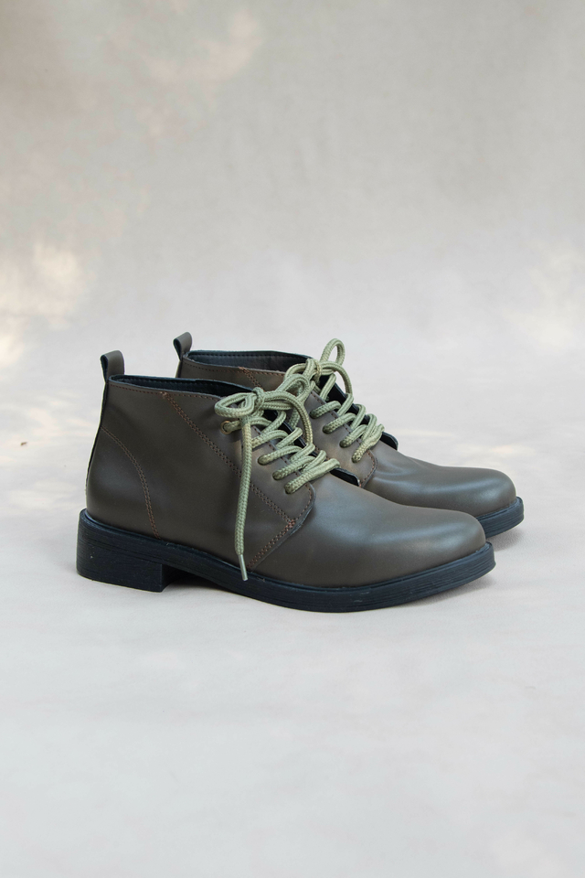 Borcegos Abril Verde thumbnail 2