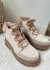 Borcegos Peluso Beige - OMM