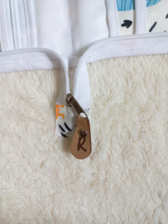 Portadocumentos "Dinos" en internet