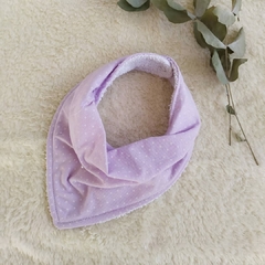 Babero bandana lila lunares blancos