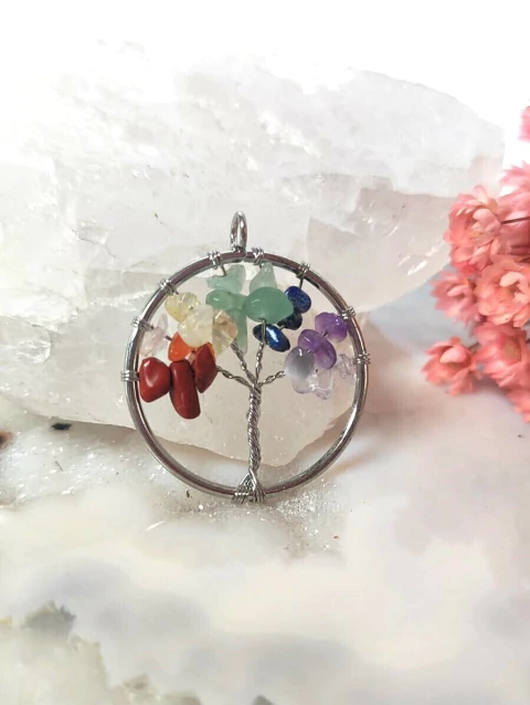 PINGENTE ÁRVORE DA VIDA MIX DE CRISTAIS - BOAS VIBRAÇÕES